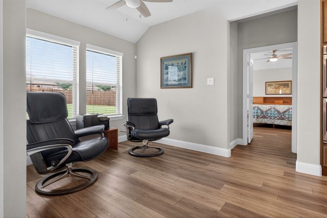 2504 Pinyon Hills Court, Burleson, TX 76028