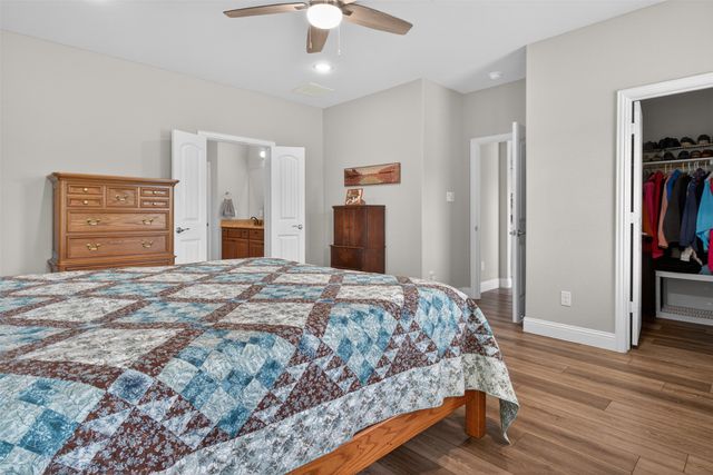 2504 Pinyon Hills Court, Burleson, TX 76028