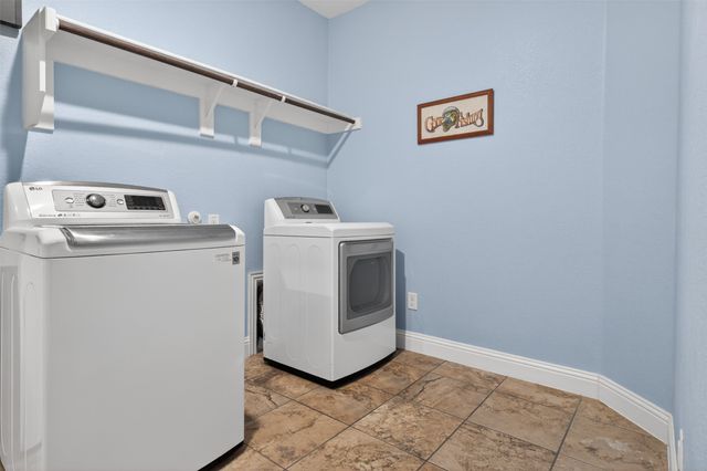 2504 Pinyon Hills Court, Burleson, TX 76028