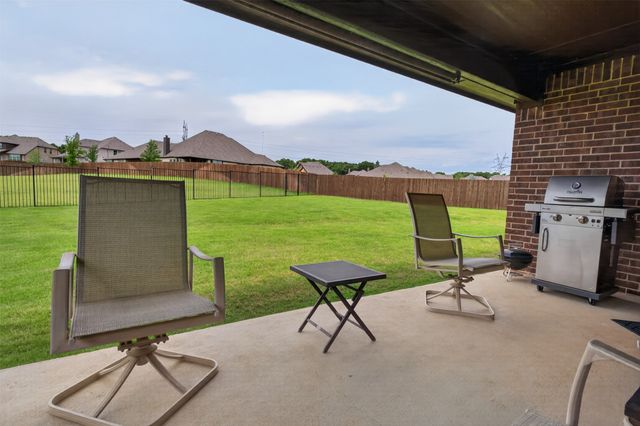 2504 Pinyon Hills Court, Burleson, TX 76028