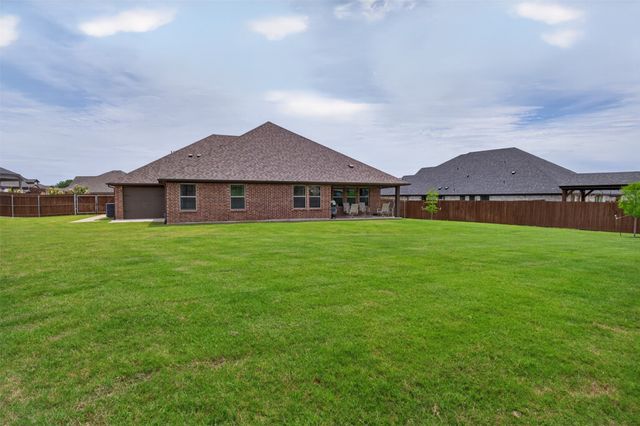 2504 Pinyon Hills Court, Burleson, TX 76028