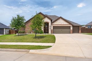 2504 Pinyon Hills Court, Burleson, TX 76028