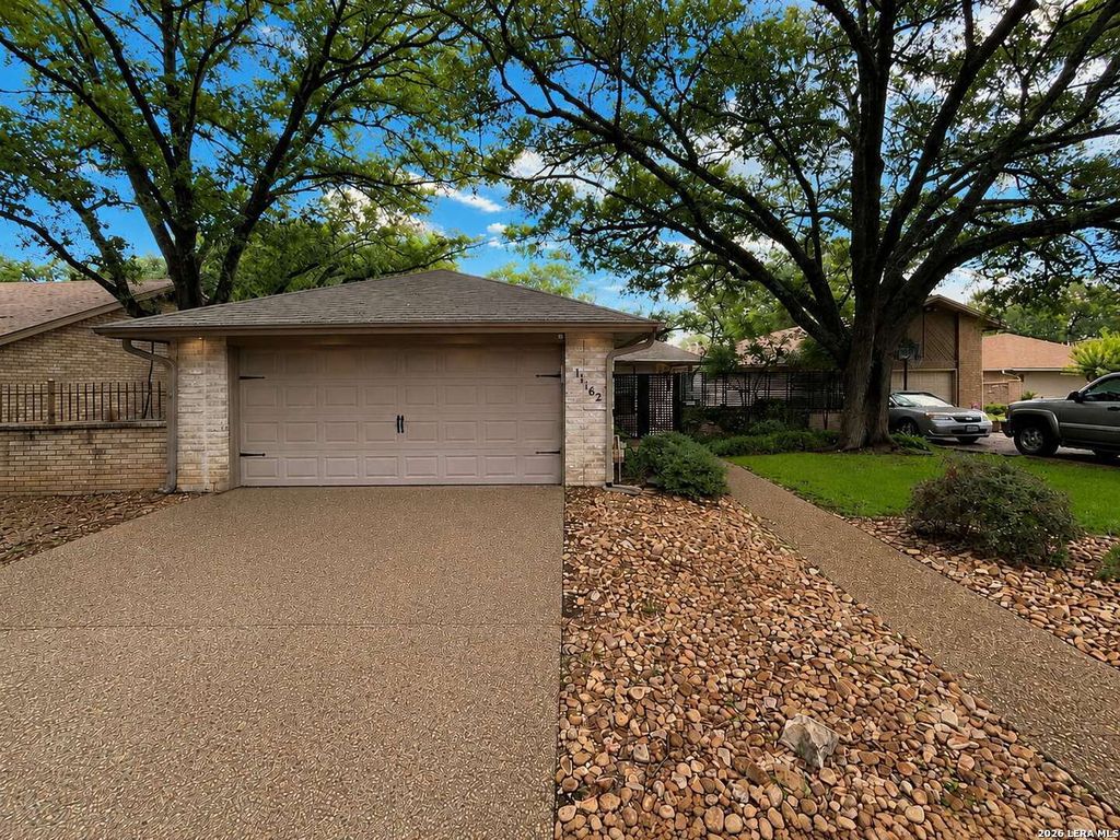 11162 Whisper Spring, San Antonio, TX 78230