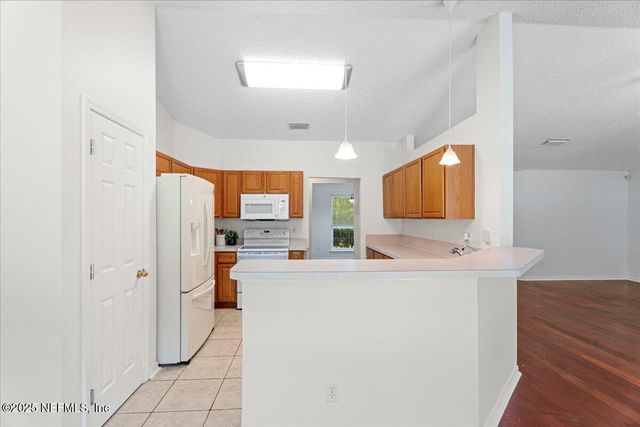 3022 HIDDEN OAKS Drive, Middleburg, FL 32068