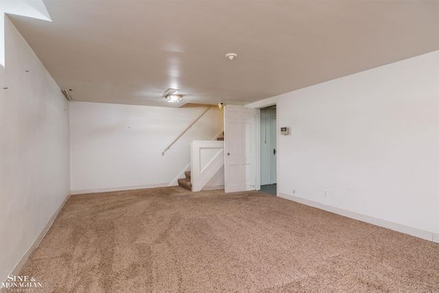 47 Cranford Lane, Grosse Pointe, MI 48230