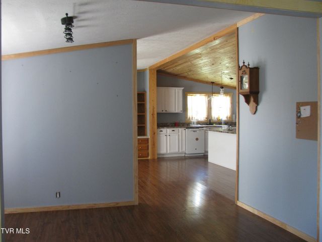 181 Bowers Road, Greeneville, TN 37743