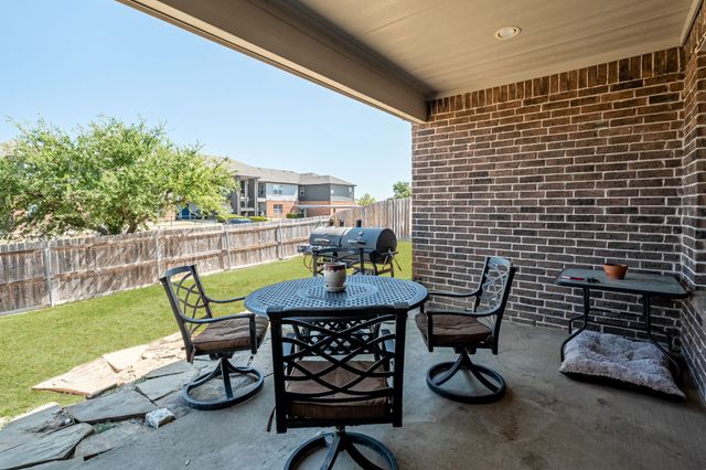 4916 Lakepark Drive, Sanger, TX 76266