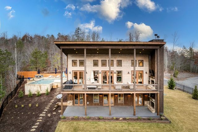1083 Synacia Drive, Mineral Bluff, GA 30559