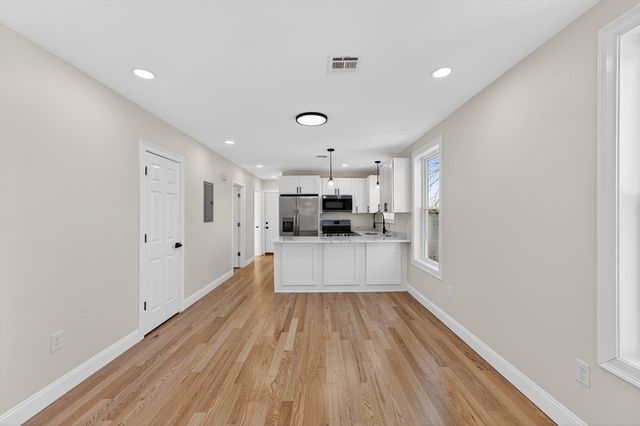 136 Houston St, Providence, RI 02905