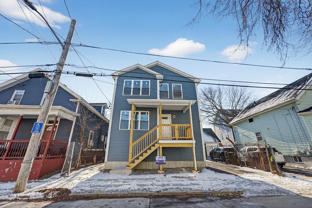 136 Houston St, Providence, RI 02905