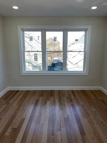 136 Houston St, Providence, RI 02905