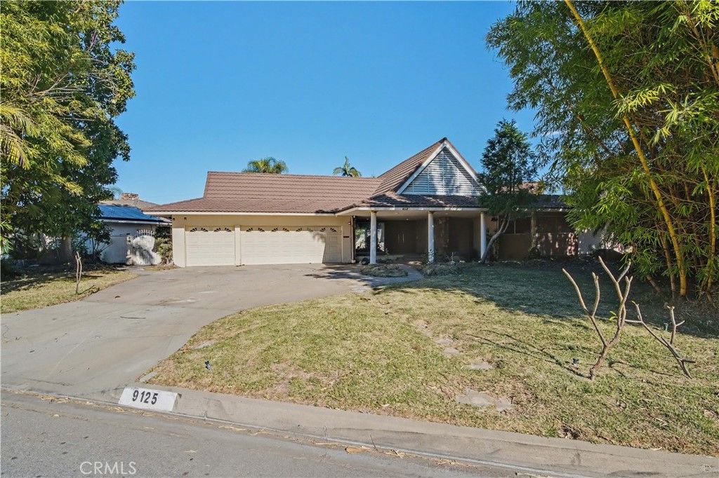 Image 1 of property listing at 9125 Gainford Street, Downey, CA 90240