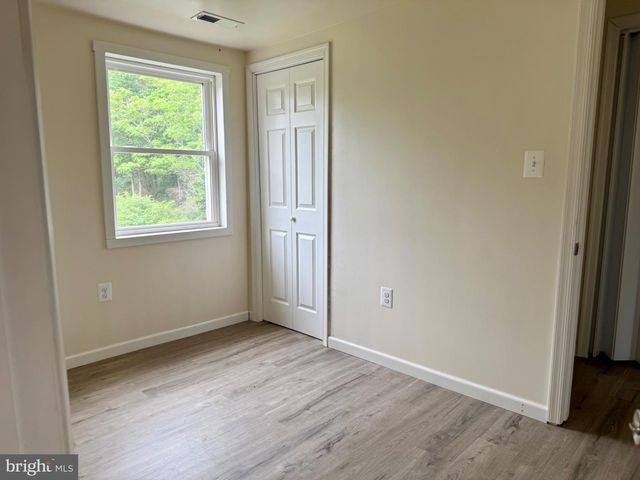 439 VALLEY DR, Callao, VA 22435