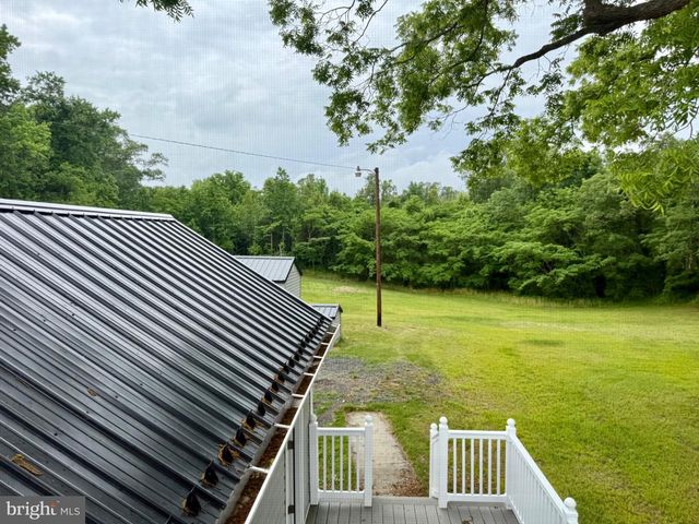 439 VALLEY DR, Callao, VA 22435
