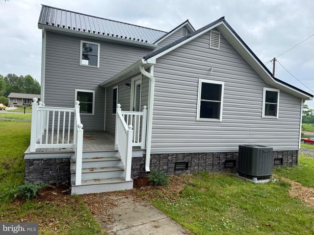439 VALLEY DR, Callao, VA 22435
