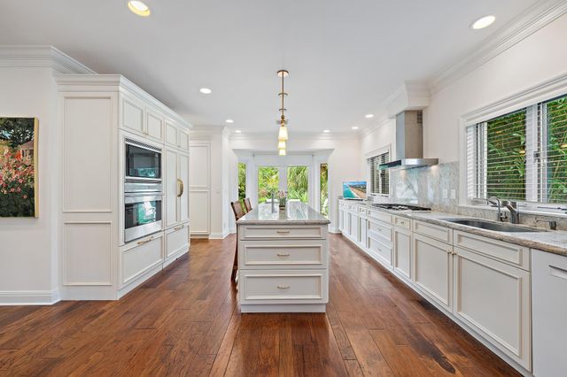 12001 SE Prestwick Terrace, Jupiter, FL 33469