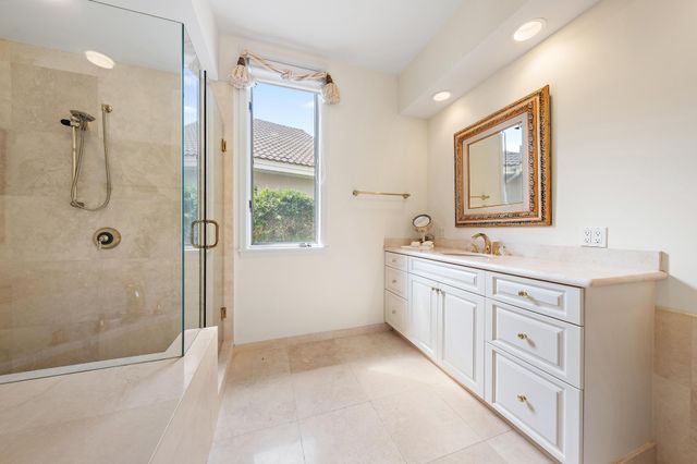 12001 SE Prestwick Terrace, Jupiter, FL 33469