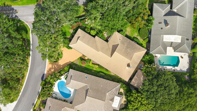 12001 SE Prestwick Terrace, Jupiter, FL 33469