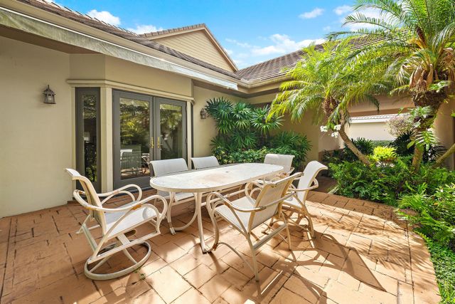 12001 SE Prestwick Terrace, Jupiter, FL 33469