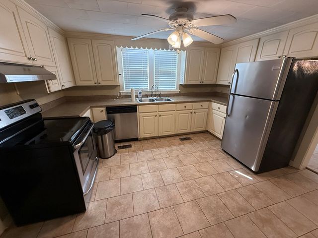 2169 Will Logan Rd, Ozark, AL 36360