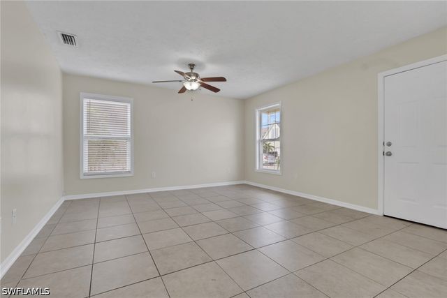 254 Leawood CIR, Naples, FL 34104