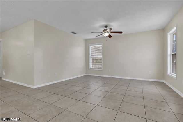 254 Leawood CIR, Naples, FL 34104