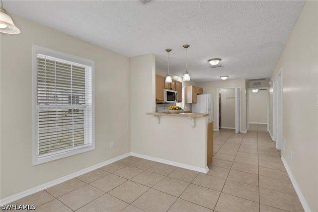 254 Leawood CIR, Naples, FL 34104