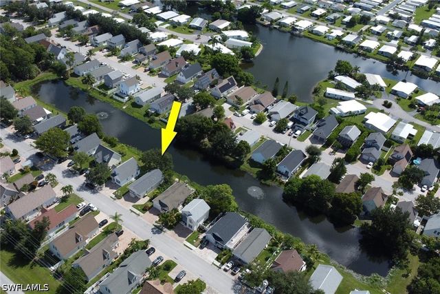254 Leawood CIR, Naples, FL 34104