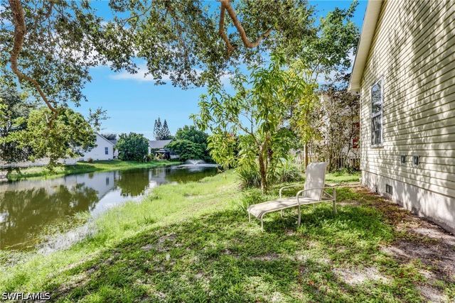 254 Leawood CIR, Naples, FL 34104