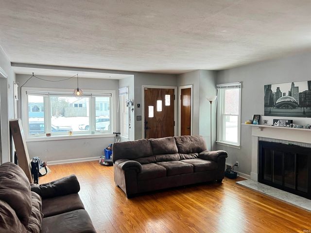 613 E Eckman Street, South Bend, IN 46614