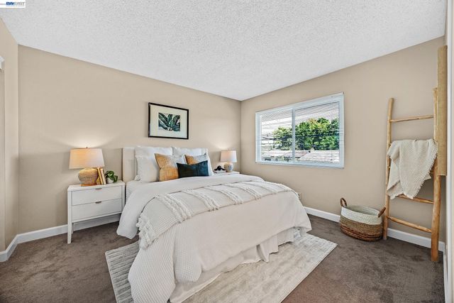 6899 Langmuir Ln, Dublin, CA 94568