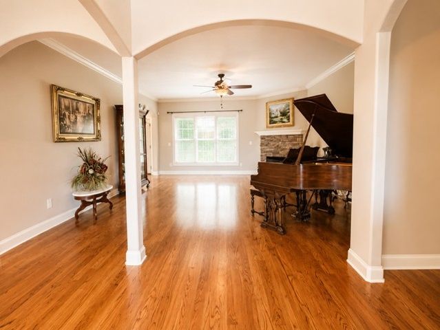 2144 Gorden Xing, Gallatin, TN 37066