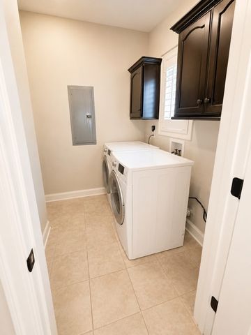 2144 Gorden Xing, Gallatin, TN 37066