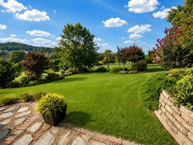 2144 Gorden Xing, Gallatin, TN 37066