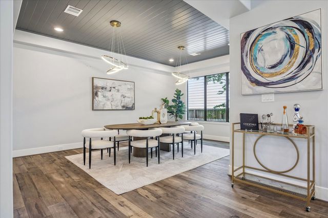 4532 Mimosa Drive, Bellaire, TX 77401