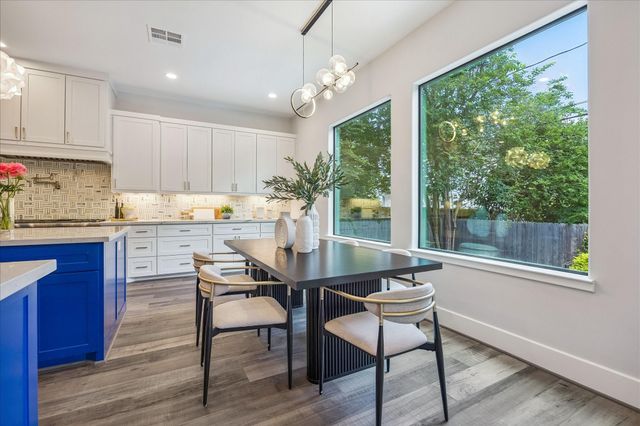 4532 Mimosa Drive, Bellaire, TX 77401