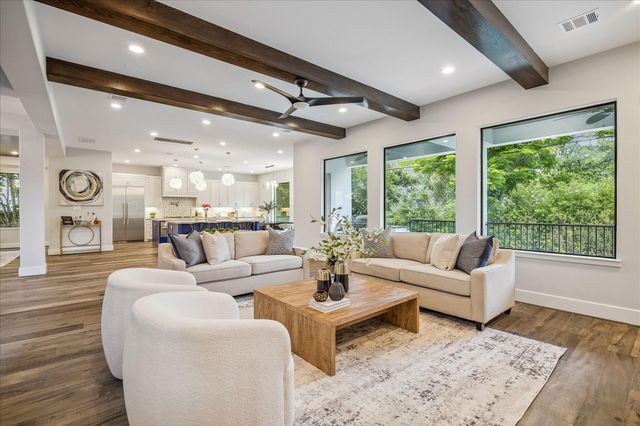 4532 Mimosa Drive, Bellaire, TX 77401