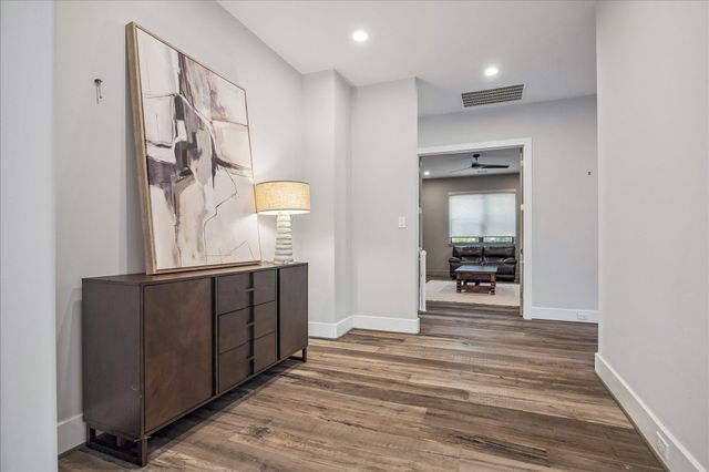 4532 Mimosa Drive, Bellaire, TX 77401