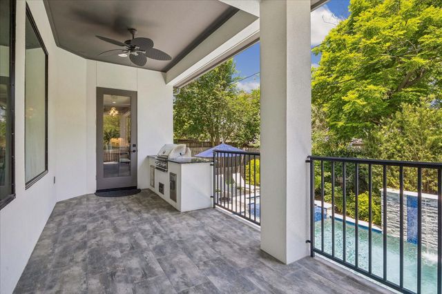 4532 Mimosa Drive, Bellaire, TX 77401