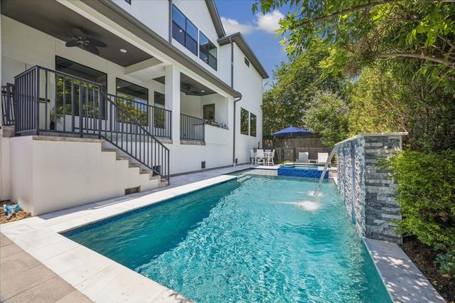 4532 Mimosa Drive, Bellaire, TX 77401