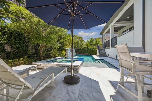 4532 Mimosa Drive, Bellaire, TX 77401