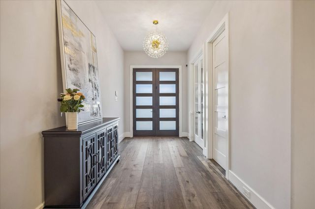 4532 Mimosa Drive, Bellaire, TX 77401