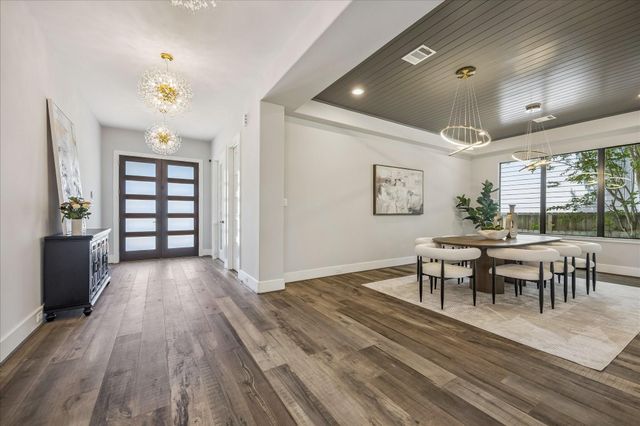 4532 Mimosa Drive, Bellaire, TX 77401