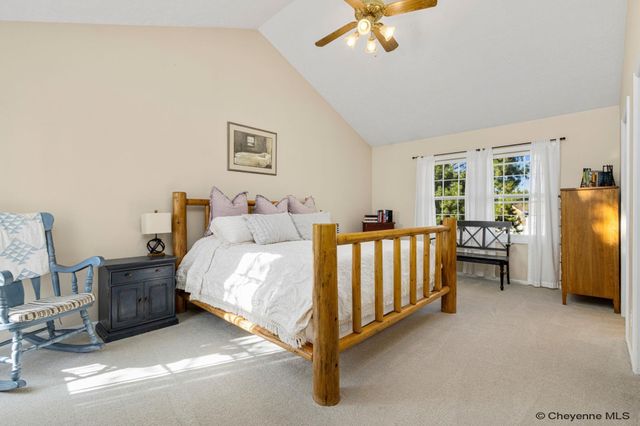 912 OAKHURST DR, Cheyenne, WY 82009