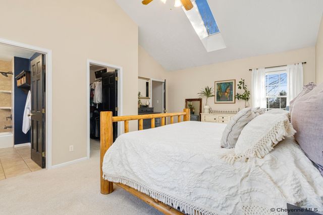 912 OAKHURST DR, Cheyenne, WY 82009