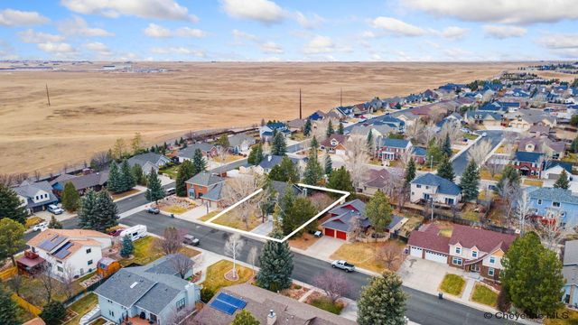 912 OAKHURST DR, Cheyenne, WY 82009