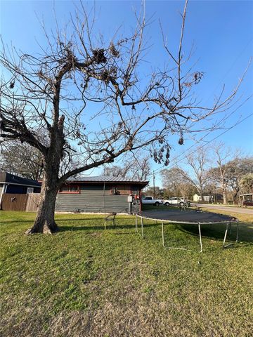 2950 Waco St, Beaumont, TX 77701