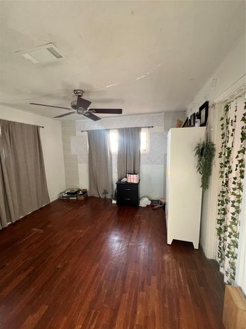 2950 Waco St, Beaumont, TX 77701