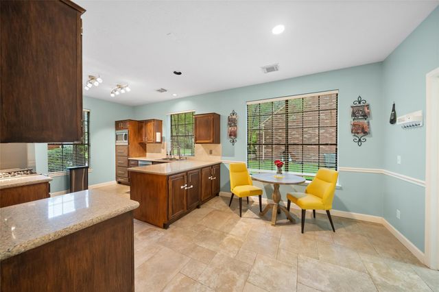 84 E Stony End Place, The Woodlands, TX 77381
