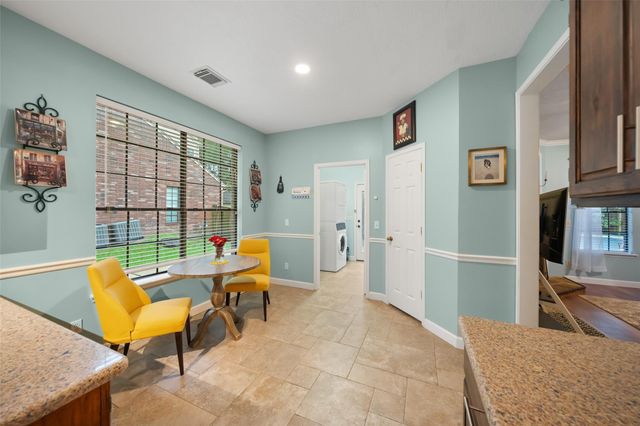84 E Stony End Place, The Woodlands, TX 77381